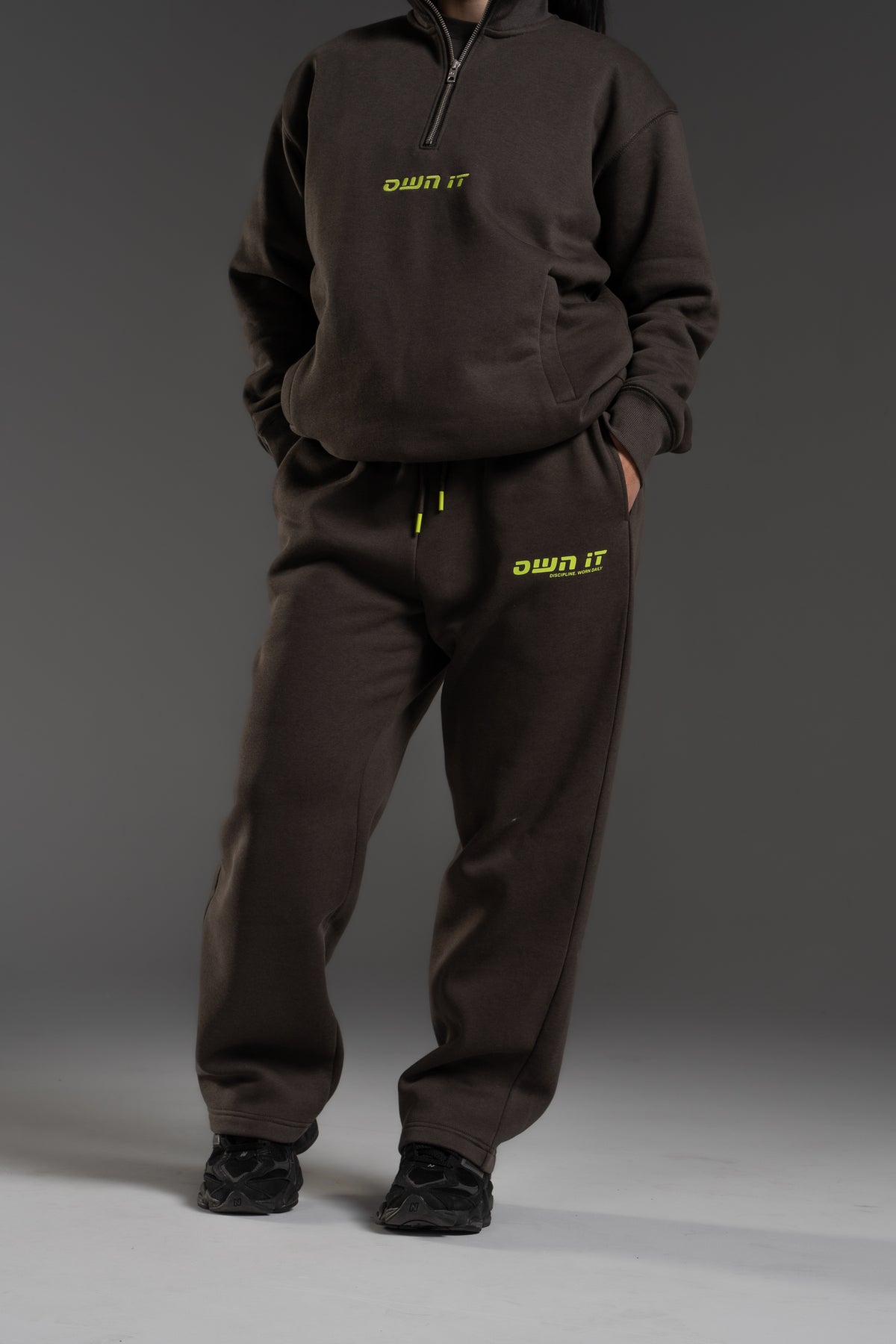 SWEATPANTS STRAIGHT DARK GREY/YELLOW